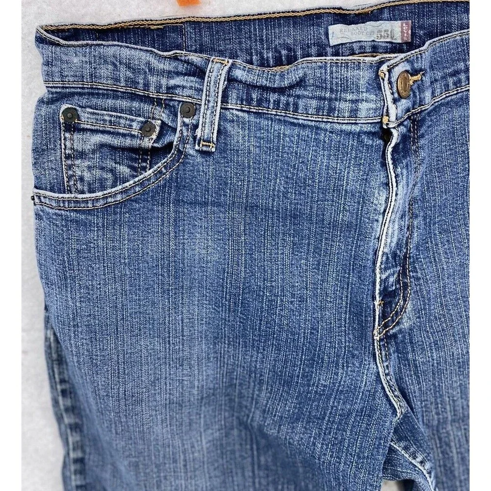 Levi's  550 Jeans Women Size 16 Boot Cut High Rise Relaxed Fit Denim Vintage - Picture 4 of 13